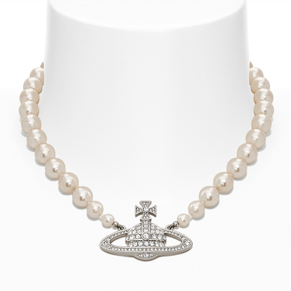 Vivienne Westwood order pearl choker